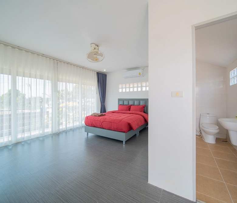 EP0053 | 4-BR Executive Villa for Rent in Pattaya