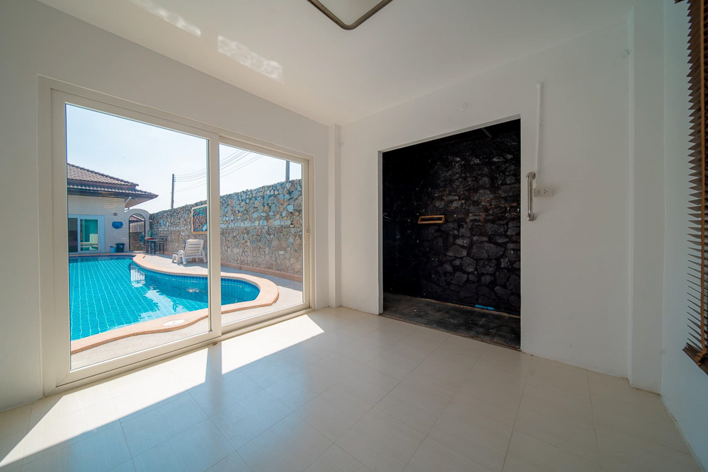 4-BR Executive Villa for Rent in Pattaya-23 EP0053 | 4-BR Executive Villa for Rent in Pattaya