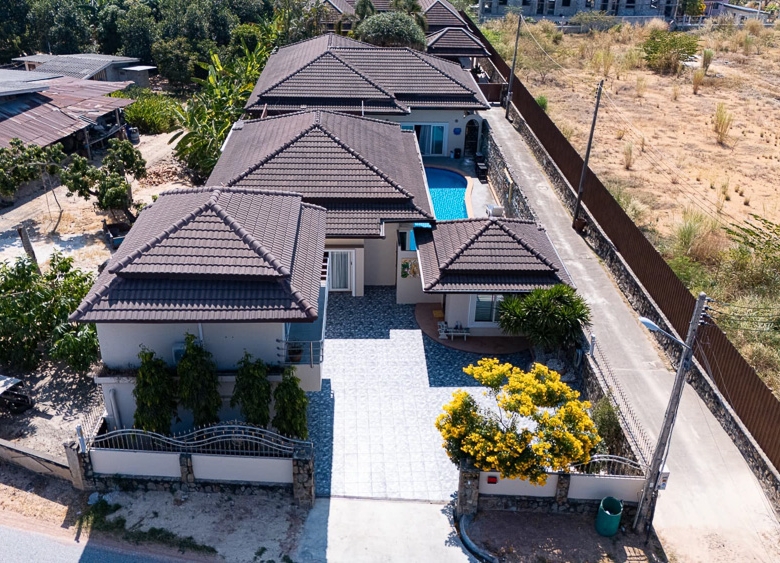 EP0053 | 4-BR Executive Villa for Rent in Pattaya