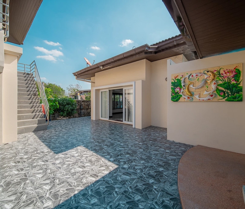 EP0053 | 4-BR Executive Villa for Rent in Pattaya