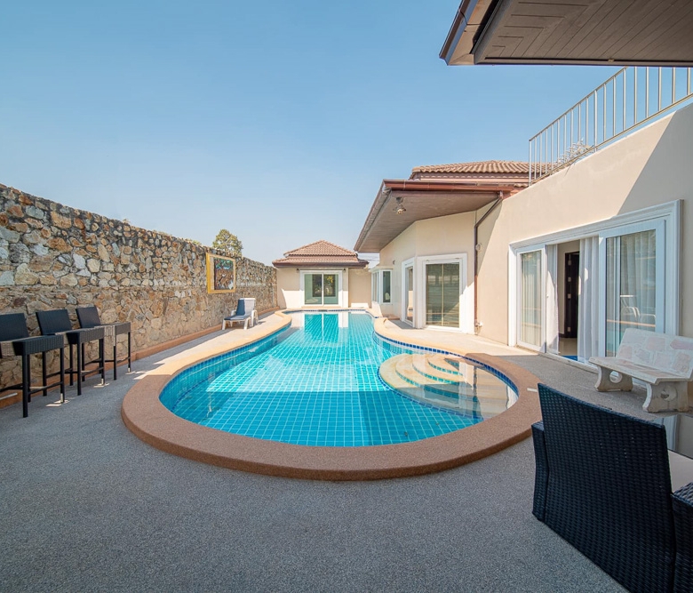 EP0053 | 4-BR Executive Villa for Rent in Pattaya