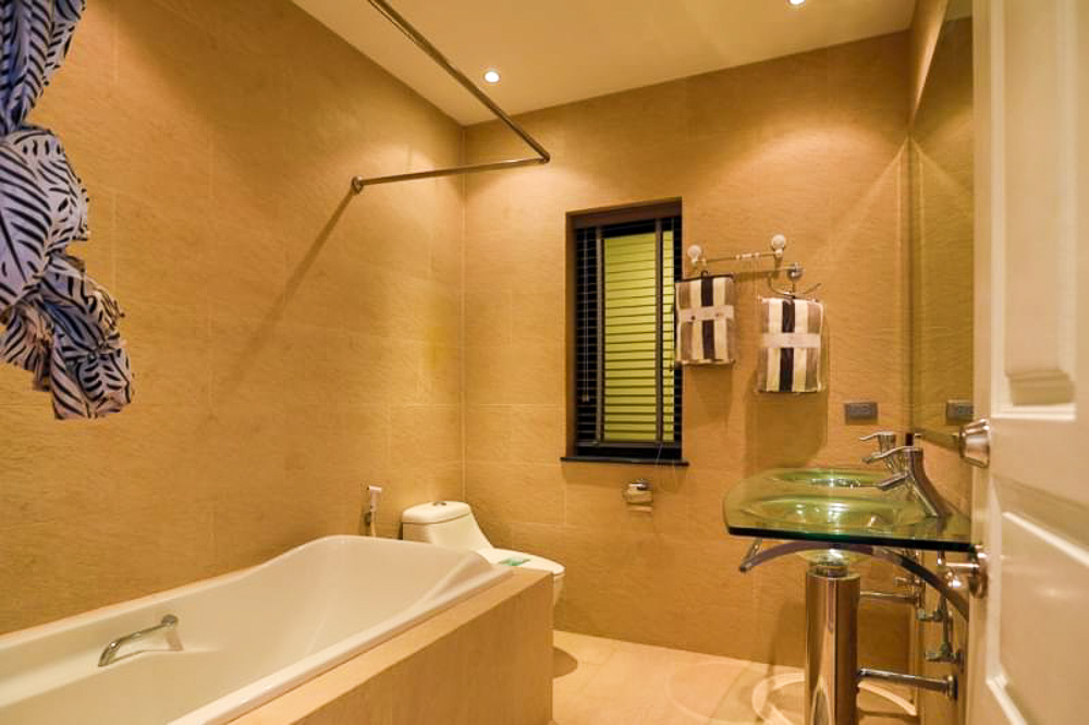 4-BR Executive Villa for Sale in Pattaya-1 EP0045 | Grand 4-BR Executive Villa for Sale in Pattaya