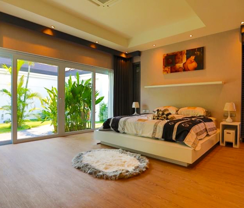 EP0045 | Grand 4-BR Executive Villa for Sale in Pattaya