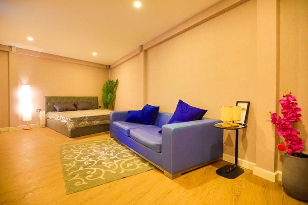 4-BR Executive Villa for Sale in Pattaya-17 EP0045 | Grand 4-BR Executive Villa for Sale in Pattaya