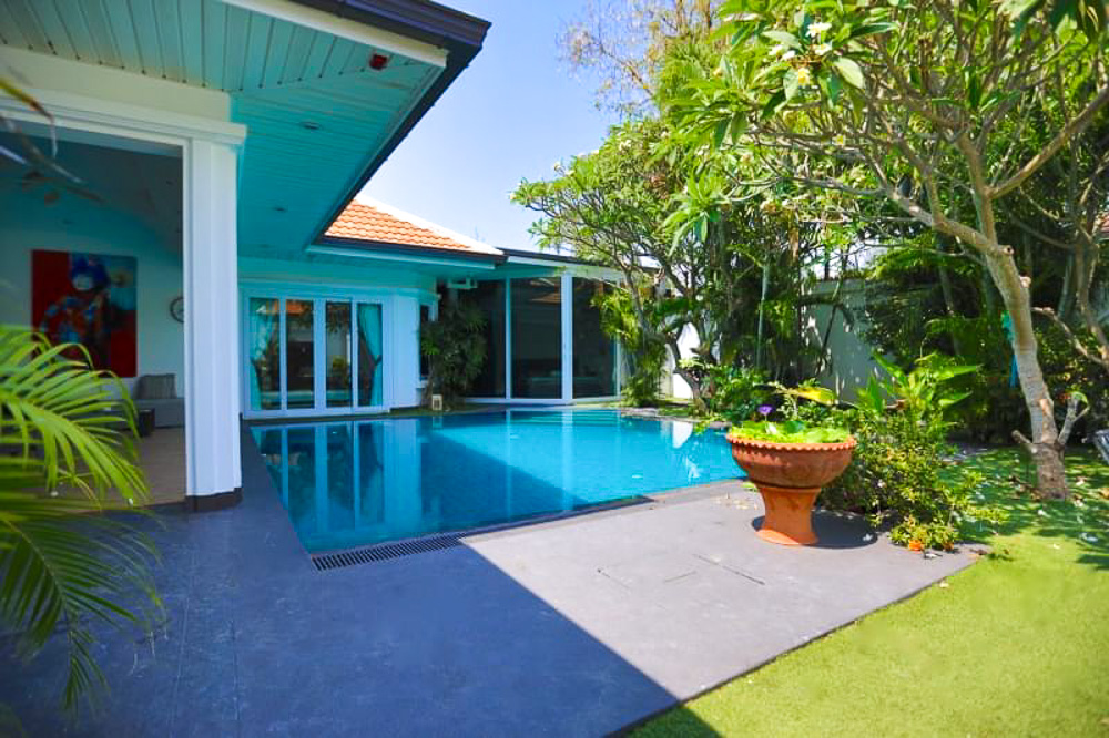 4-BR Executive Villa for Sale in Pattaya-3 EP0045 | Grand 4-BR Executive Villa for Sale in Pattaya