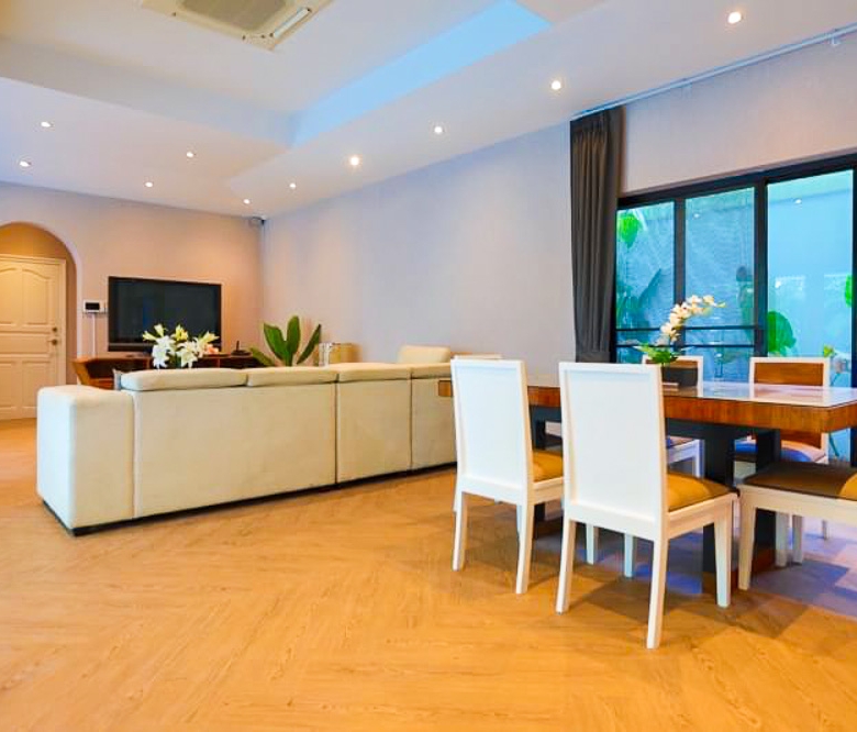 EP0045 | Grand 4-BR Executive Villa for Sale in Pattaya