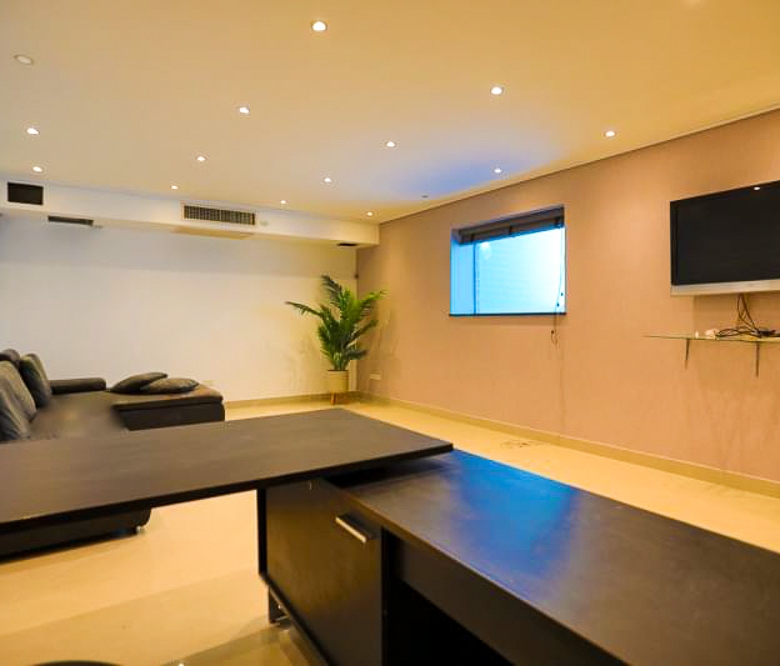 EP0045 | Grand 4-BR Executive Villa for Sale in Pattaya