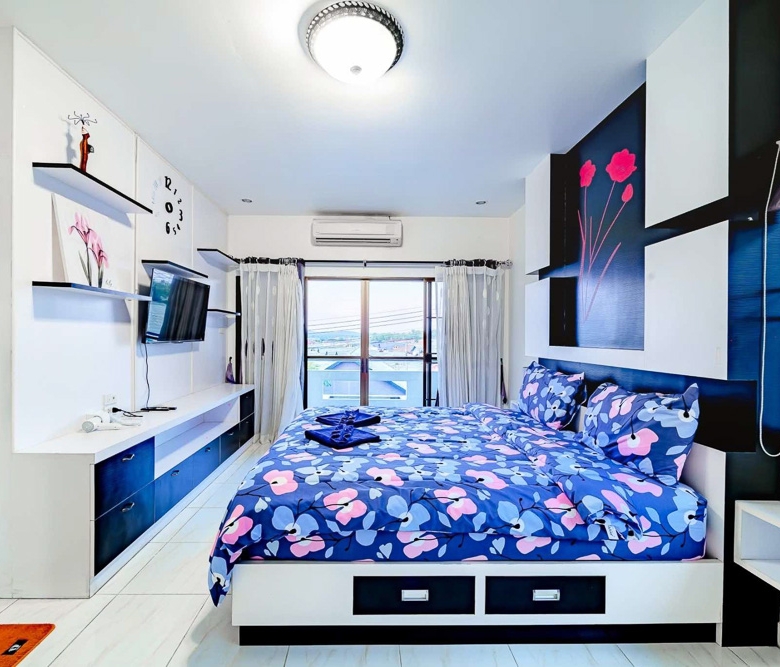 EP0119 | 4-BR Family Villa for Sale in Pattaya