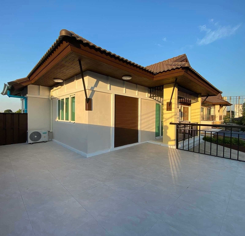 EP0079 | 4-BR Family Villa for Sale near MIS