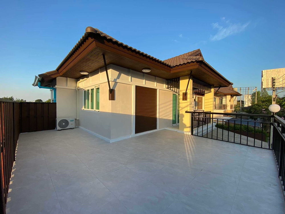 EP0079 | 4-BR Family Villa for Sale near MIS