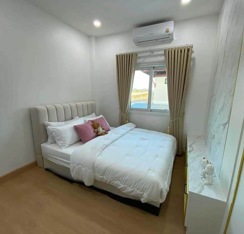 EP0079 | 4-BR Family Villa for Sale near MIS