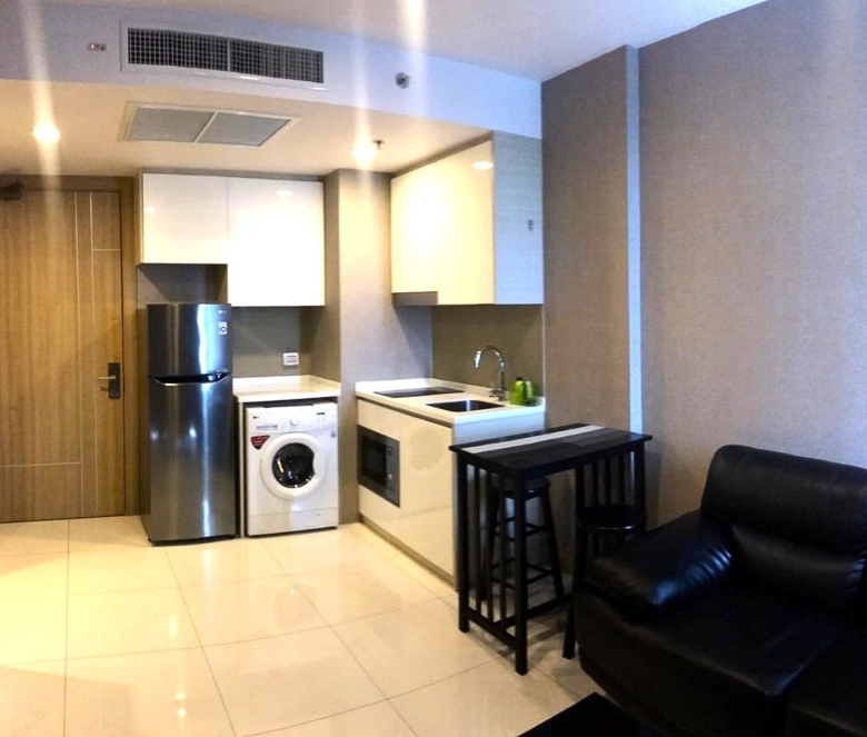 EP0096 | 1-BR Condo for Sale at The Riviera Wongamat (TQ)