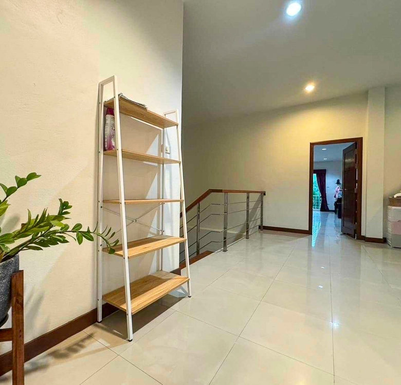 EP0093 | Family Villa for Sale on Pornprapanimit, East Pattaya