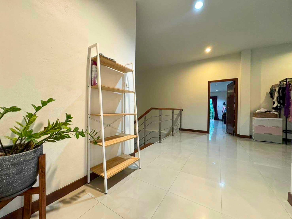 EP0093 | Family Villa for Sale on Pornprapanimit, East Pattaya