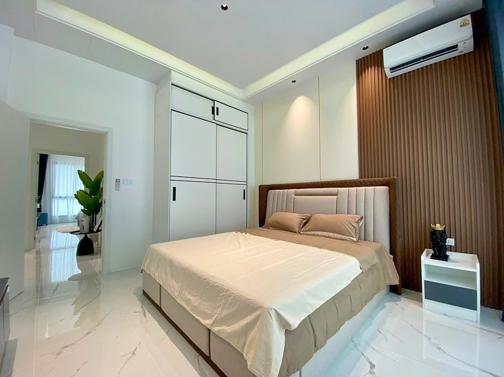 Family Villa for Sale at The Lake-13 EP0083 | 3-BR Family Villa for Sale at The Lake, Huay Yai