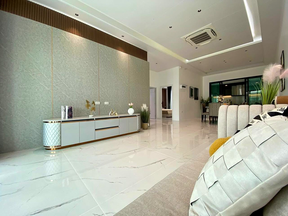 Family Villa for Sale at The Lake-2 EP0083 | 3-BR Family Villa for Sale at The Lake, Huay Yai