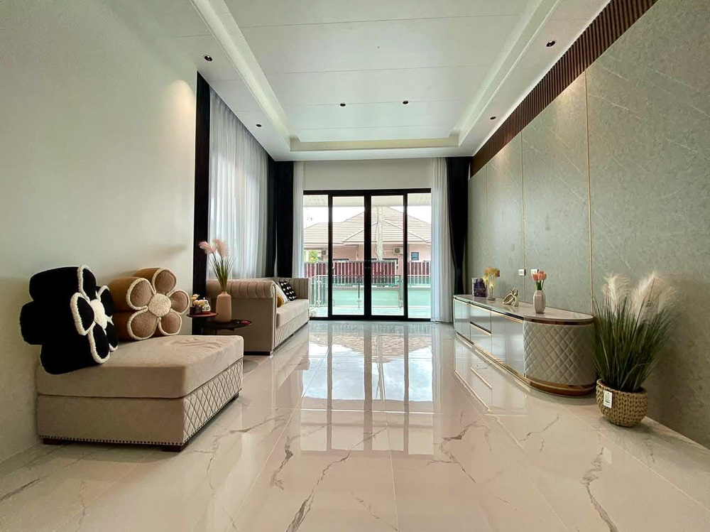 Family Villa for Sale at The Lake-3 EP0083 | 3-BR Family Villa for Sale at The Lake, Huay Yai
