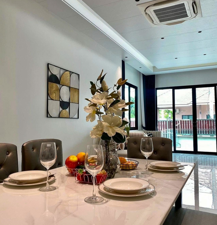 EP0083 | 3-BR Family Villa for Sale at The Lake, Huay Yai