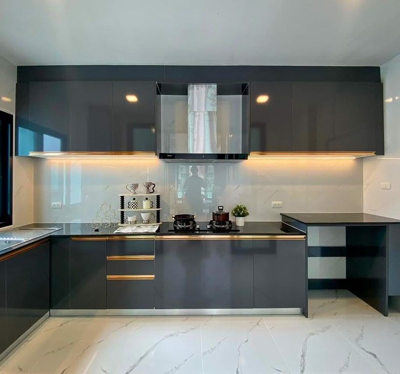 EP0083 | 3-BR Family Villa for Sale at The Lake, Huay Yai