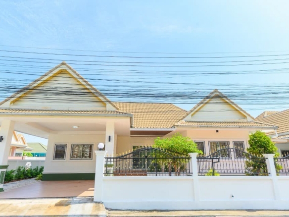 EP0074 | 3-BR Family Villa for Sale in Boon Samphan, East Pattaya