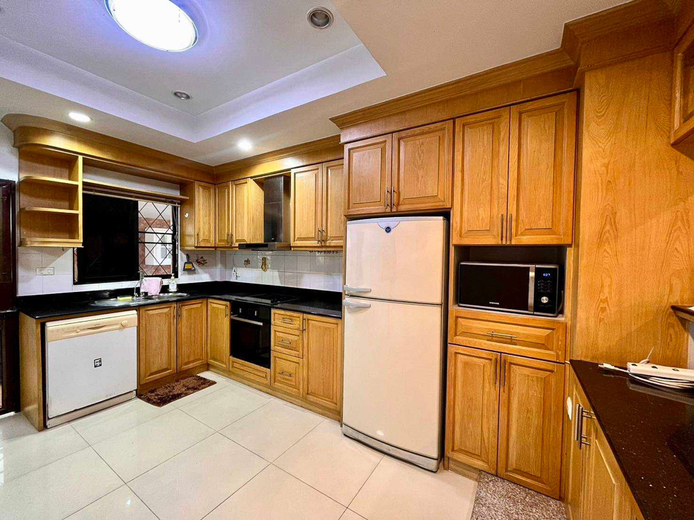 EP0077 | 4-BR Family Villa for Sale in Jomtien, Pattaya