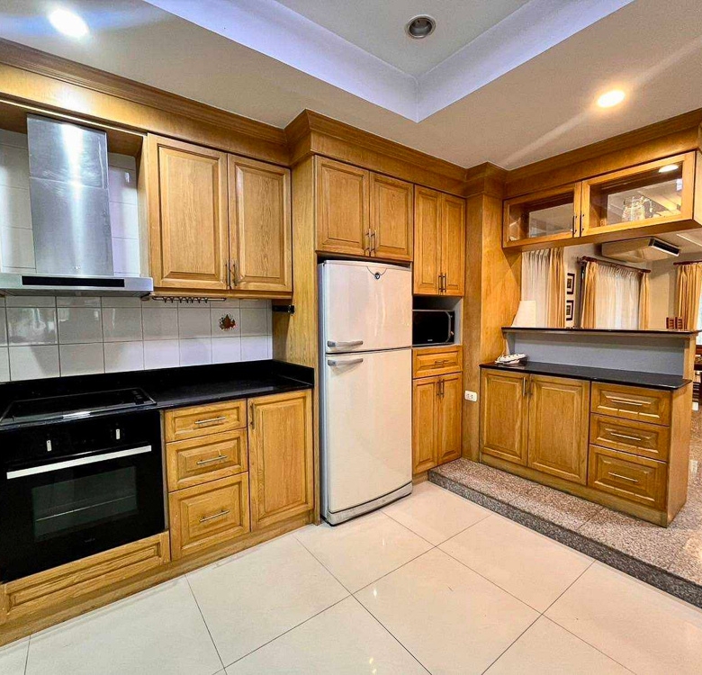 EP0077 | 4-BR Family Villa for Sale in Jomtien, Pattaya
