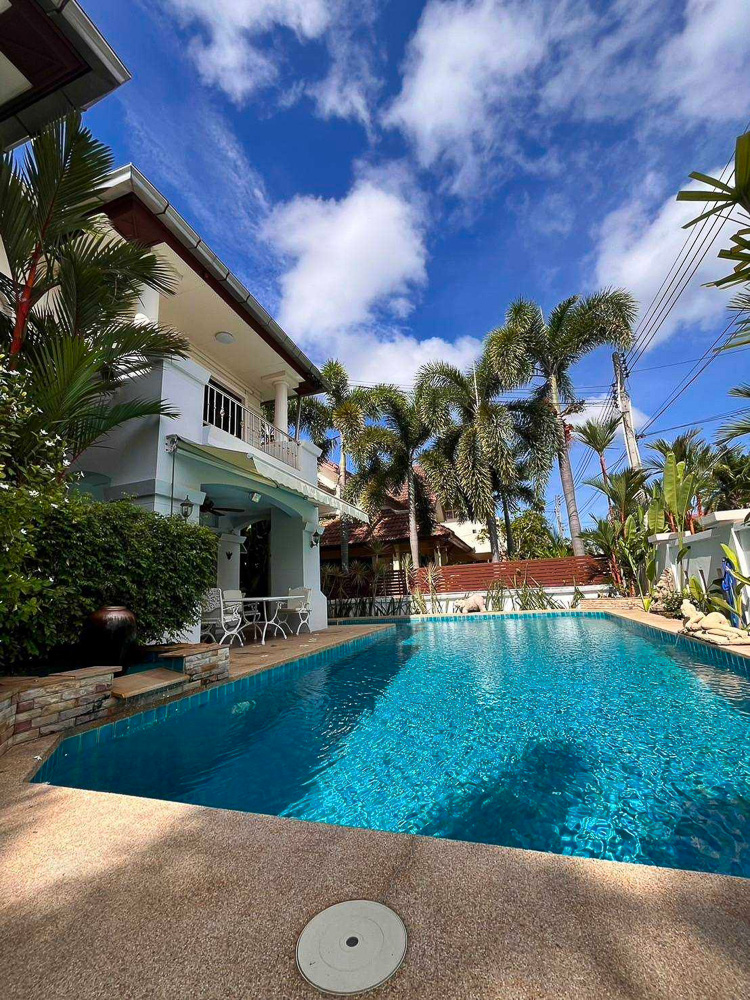 EP0077 | 4-BR Family Villa for Sale in Jomtien, Pattaya