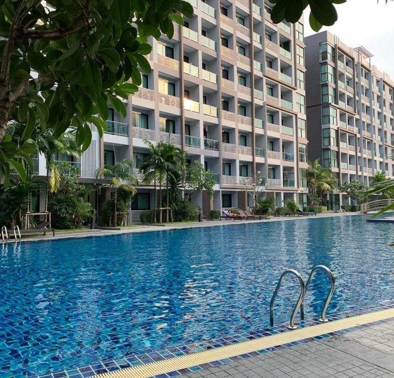 EP0109 | Ground-Floor Studio Condo for Rent