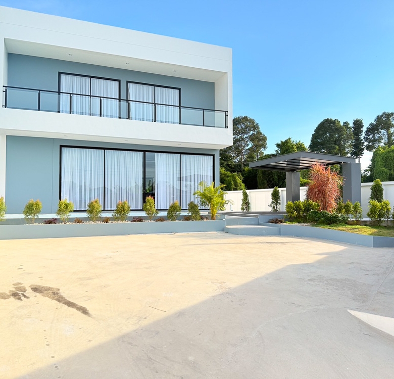 EP0212 | Home for Sale at Dream Pool Villa 5, Chaiyapruek
