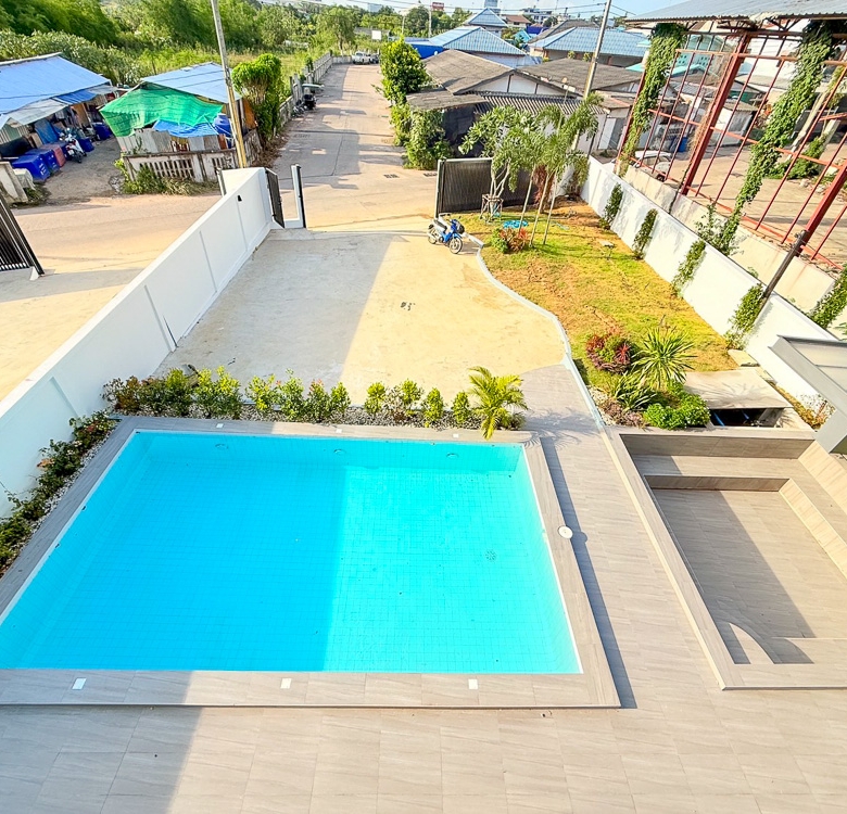 EP0211 | Home for Sale at Dream Pool Villa 5, Chaiyapruek