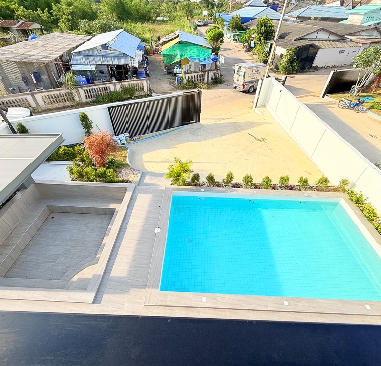 EP0212 | Home for Sale at Dream Pool Villa 5, Chaiyapruek
