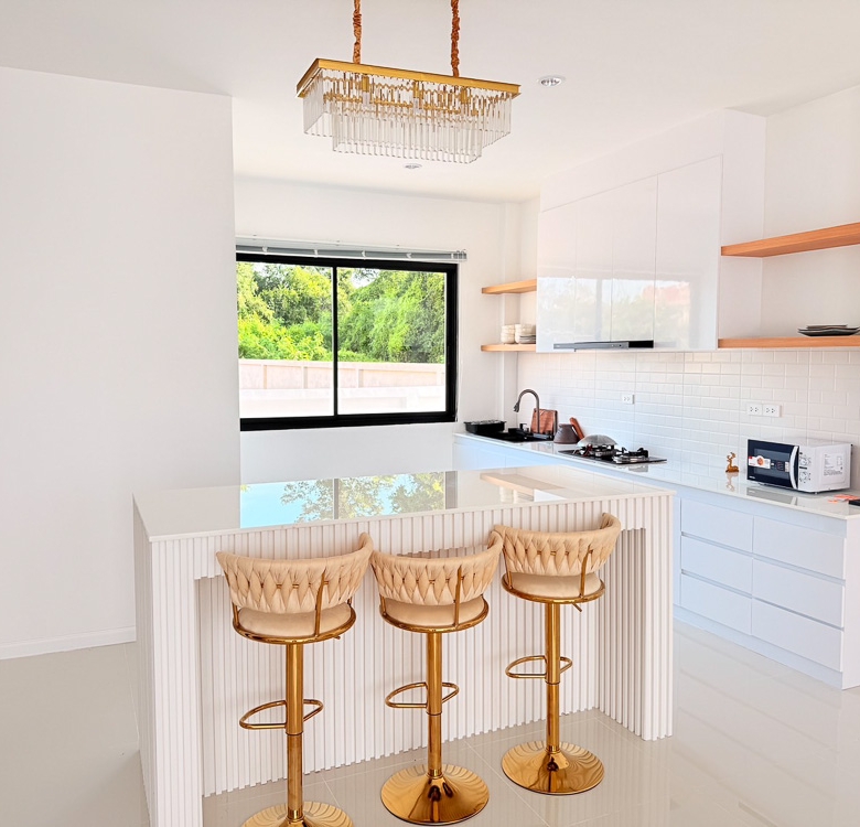 EP0212 | Home for Sale at Dream Pool Villa 5, Chaiyapruek