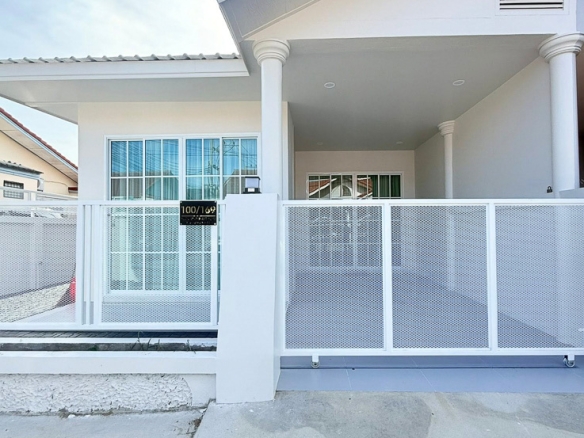 EP0208 | Cozy 2-BR Home for Sale in Eakmongkol 4 Khao Talo