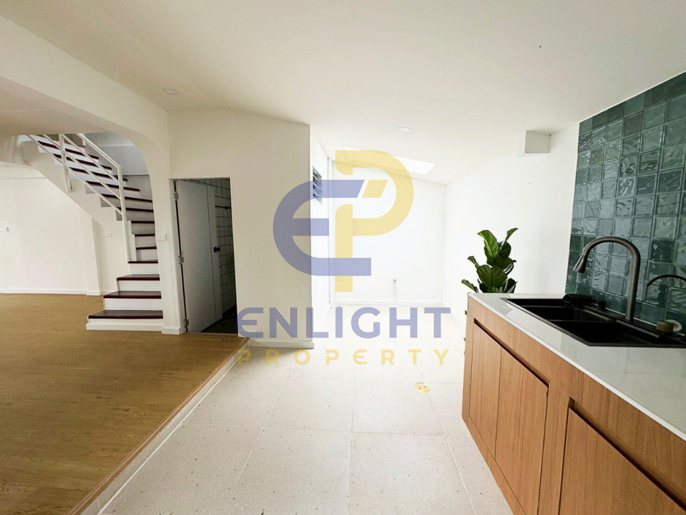 Home for Sale in Nern Plub Wan-13 EP0317 | Charming 2-BR Family Home for Sale in Nern Plub Wan