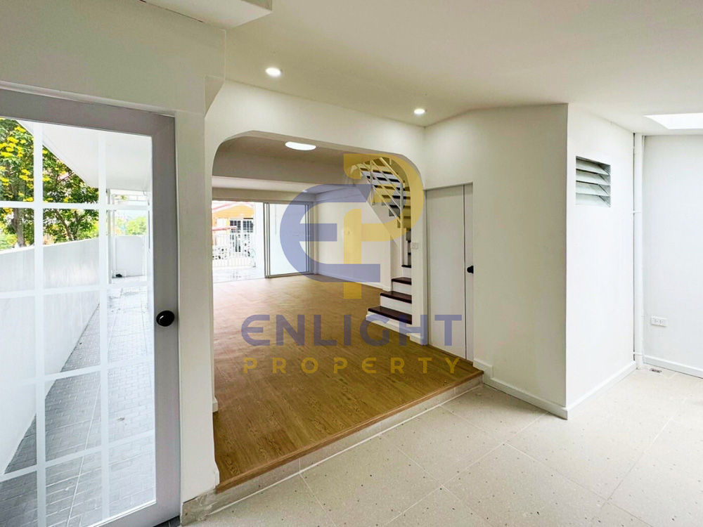 Home for Sale in Nern Plub Wan-15 EP0317 | Charming 2-BR Family Home for Sale in Nern Plub Wan