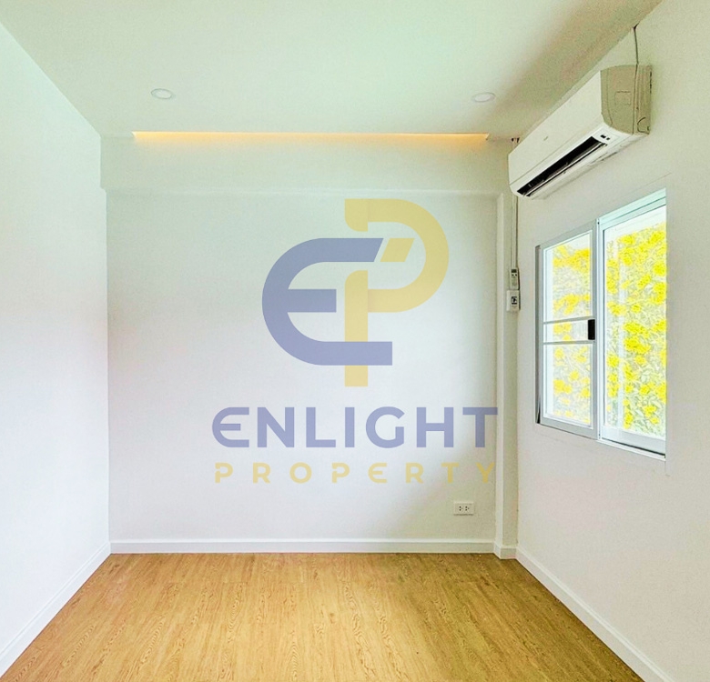 EP0317 | Charming 2-BR Family Home for Sale in Nern Plub Wan