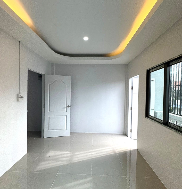 EP0209 | 2-BR Home for Sale in Pattaya Rung Rueang