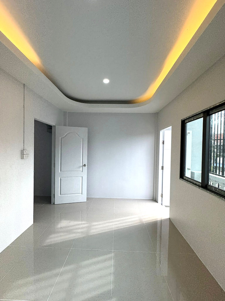 EP0209 | 2-BR Home for Sale in Pattaya Rung Rueang