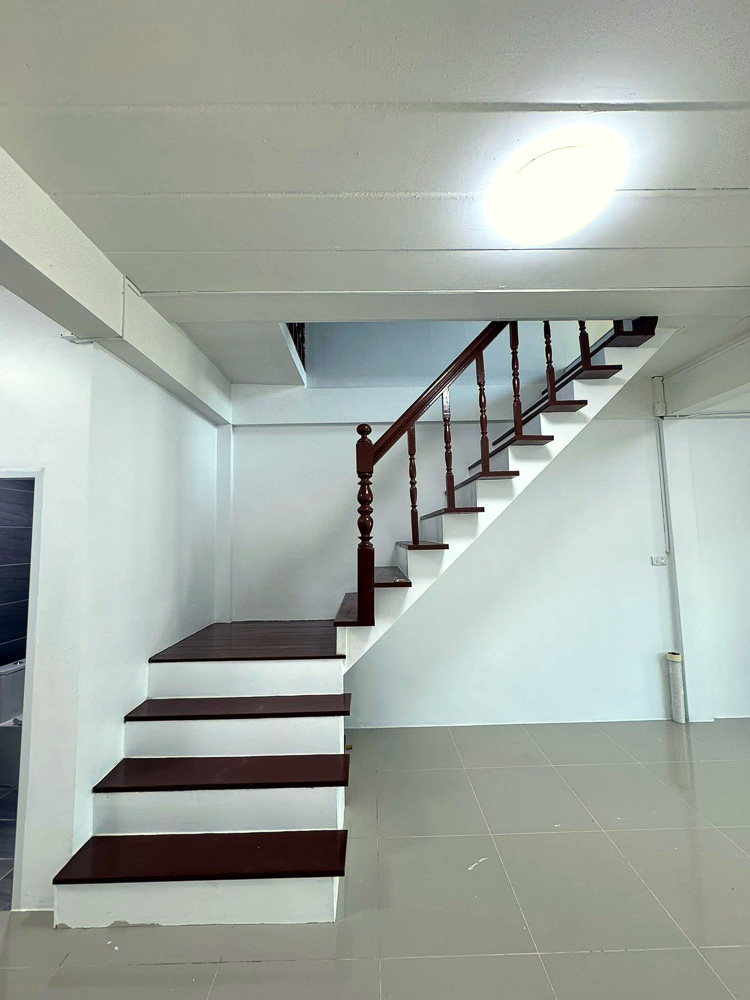 EP0209 | 2-BR Home for Sale in Pattaya Rung Rueang