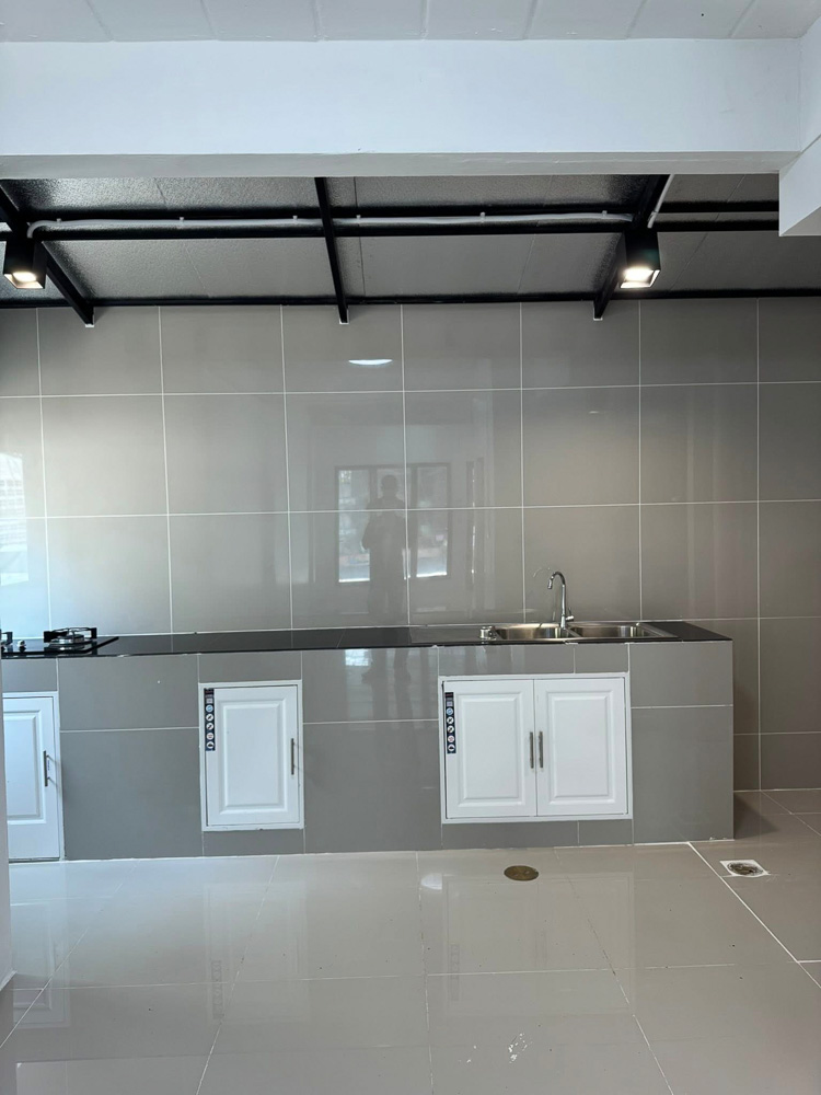 EP0209 | 2-BR Home for Sale in Pattaya Rung Rueang