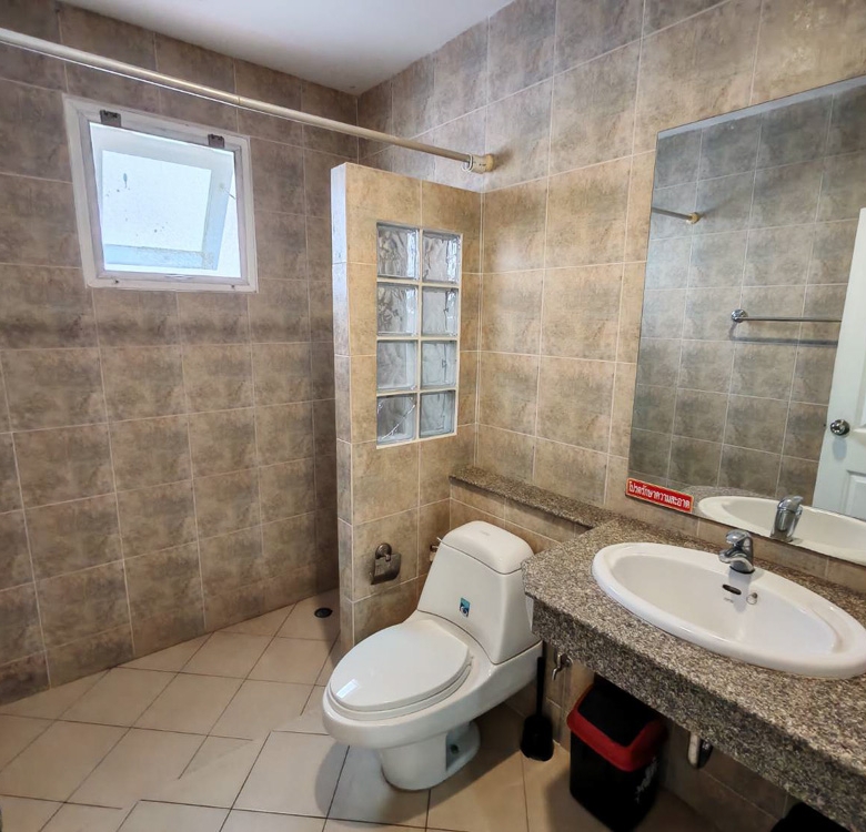 EP0099 | House for Rent on Jomtien Second Road