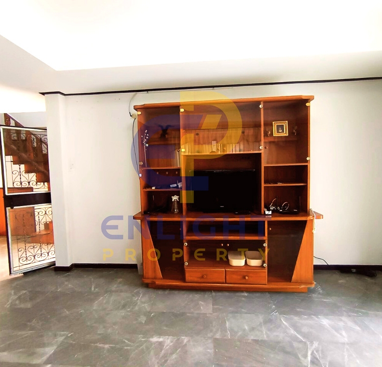 EP0314 | 4-BR Central Pattaya House for Sale with Sitting Tenant