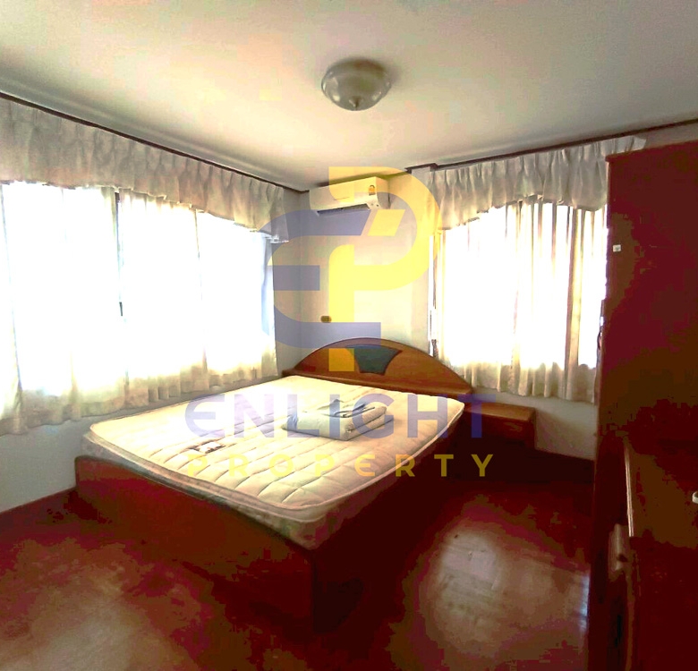 EP0314 | 4-BR Central Pattaya House for Sale with Sitting Tenant
