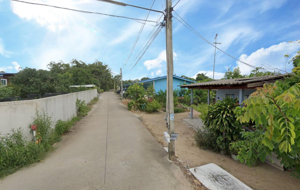 EP0204 | Prime 0.6-Rai Land for Sale near Mabprachan Lake