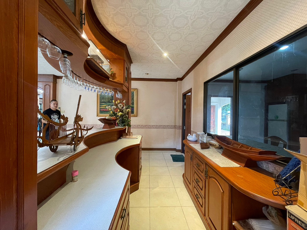 EP0064 | Luxury Estate for Sale at Permsap Housing, East Pattaya