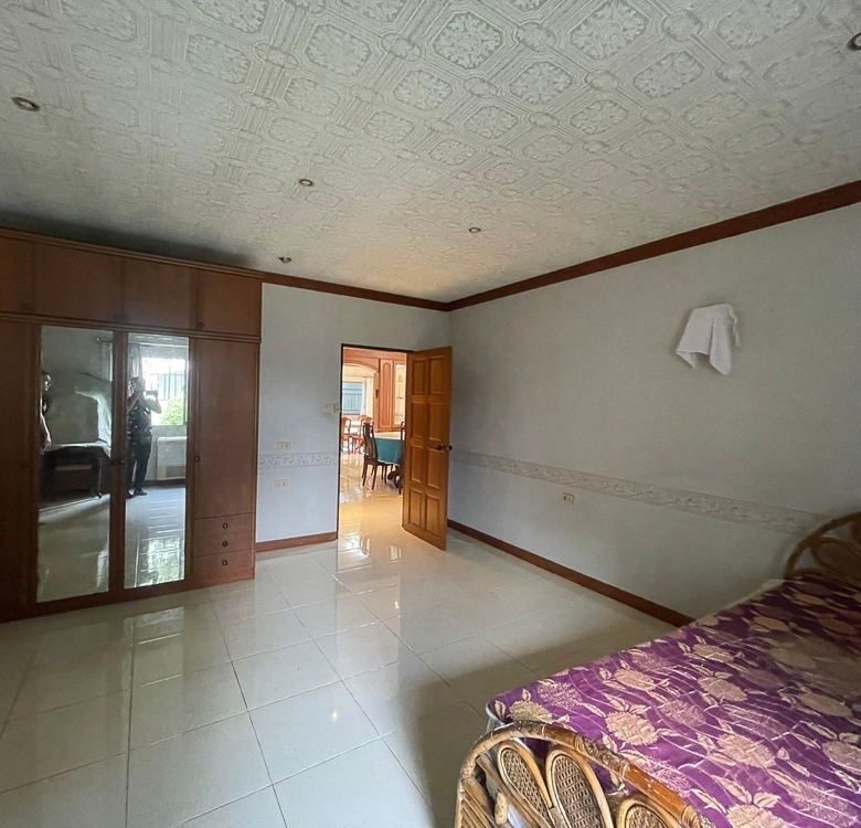 EP0064 | Luxury Estate for Sale at Permsap Housing, East Pattaya
