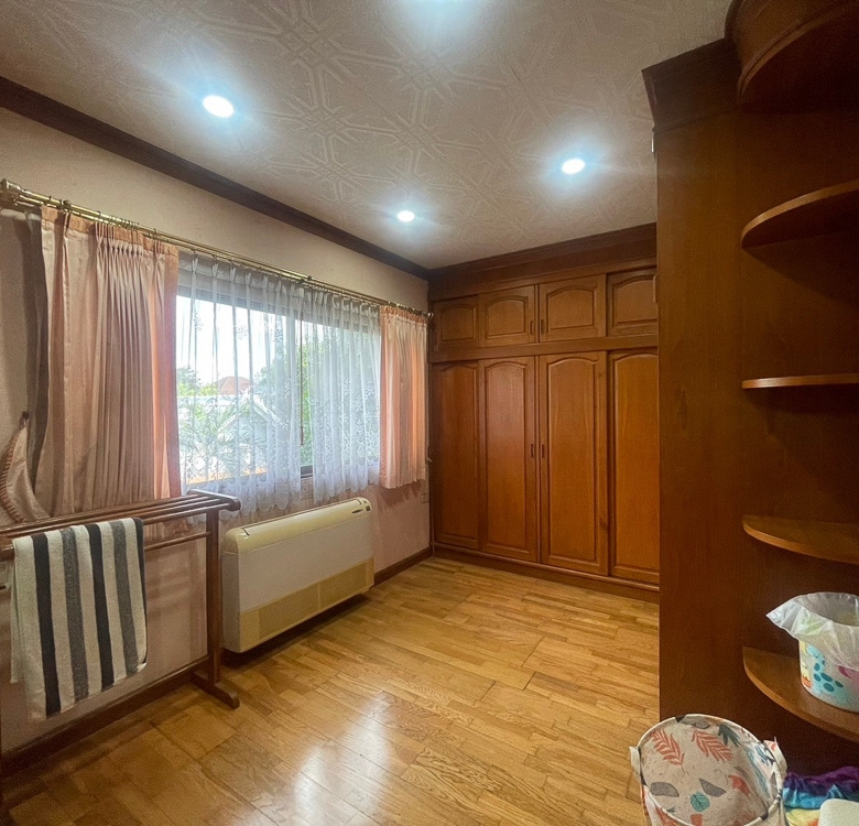 EP0064 | Luxury Estate for Sale at Permsap Housing, East Pattaya