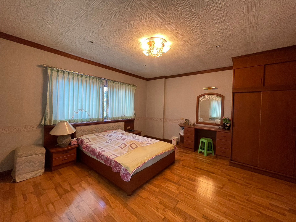 EP0064 | Luxury Estate for Sale at Permsap Housing, East Pattaya