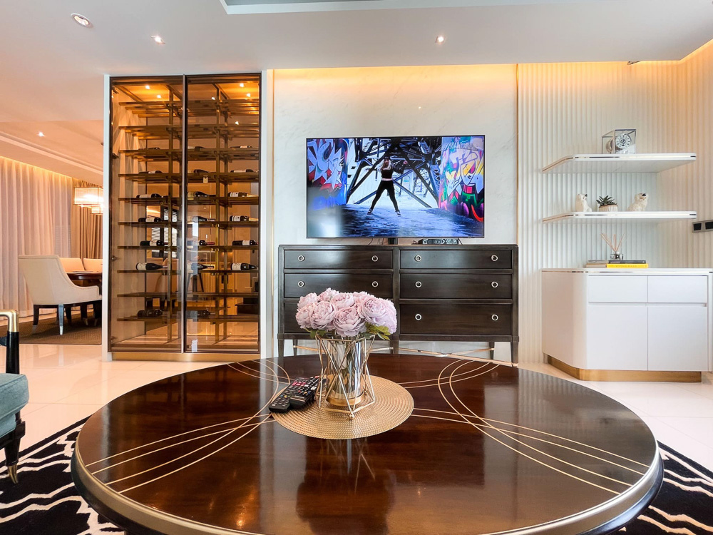 EP0057 | Modern 4-BR Luxury Villa for Sale in Nong Pla Lai