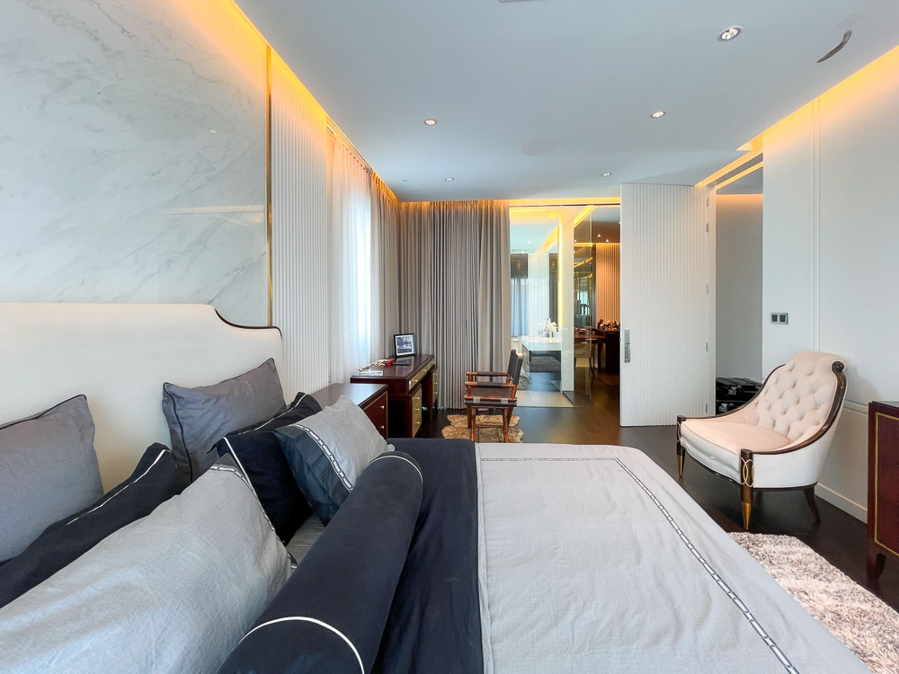 EP0057 | Modern 4-BR Luxury Villa for Sale in Nong Pla Lai